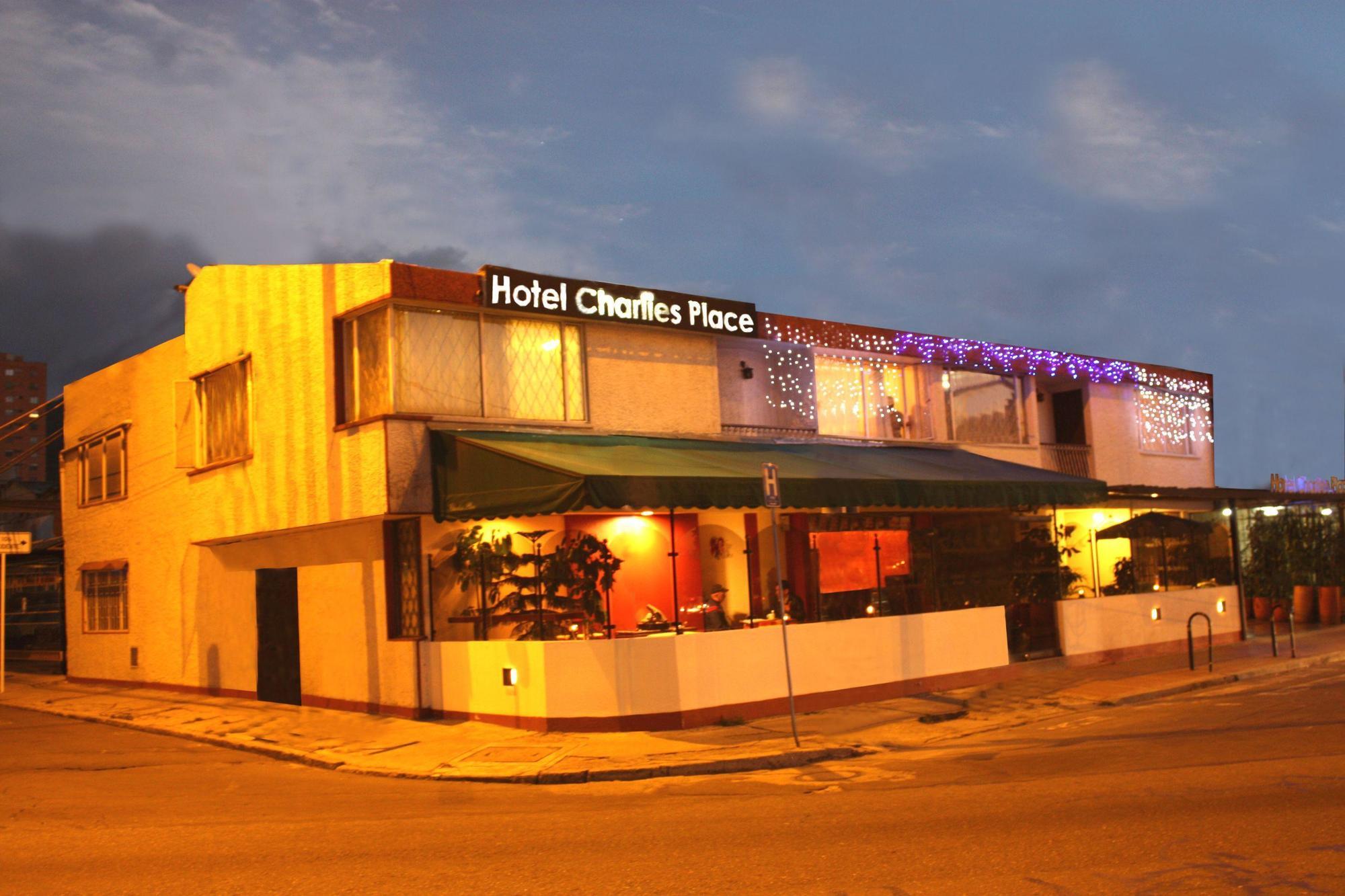 Hotel Charlies Place Bogotá Exterior foto